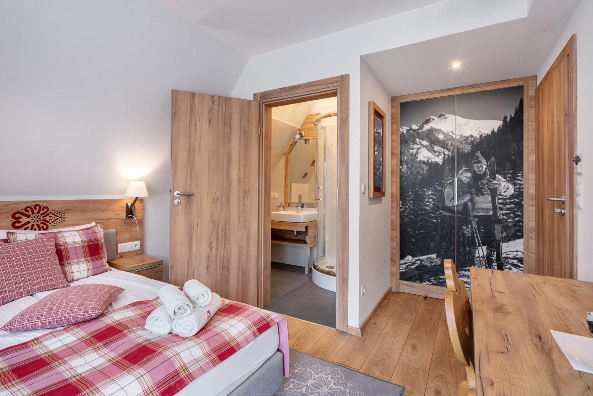 Parzenica B&B - Wyjatkowa I Jedyna!!! Sprawdz Nas A Nie Pozalujesz! ビャウカ エクステリア 写真