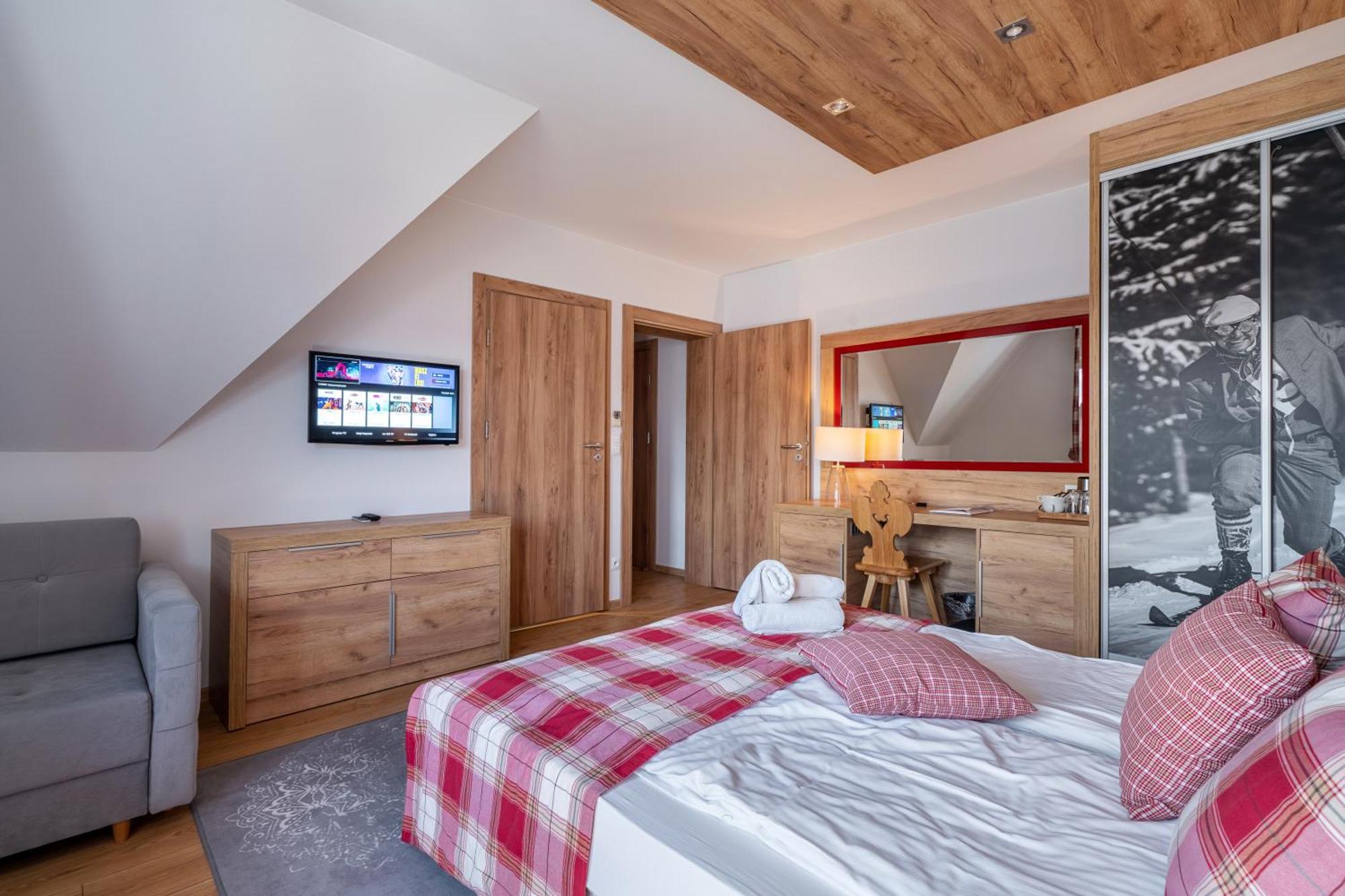 Parzenica B&B - Wyjatkowa I Jedyna!!! Sprawdz Nas A Nie Pozalujesz! ビャウカ エクステリア 写真