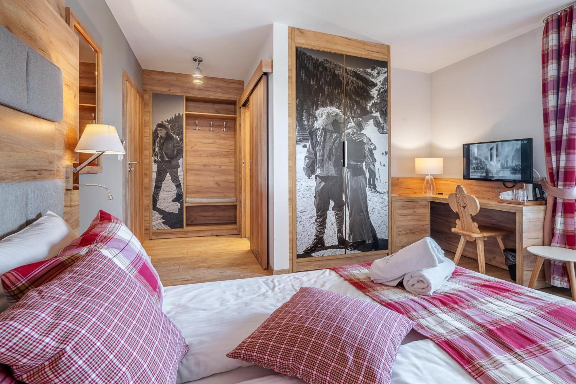 Parzenica B&B - Wyjatkowa I Jedyna!!! Sprawdz Nas A Nie Pozalujesz! ビャウカ エクステリア 写真
